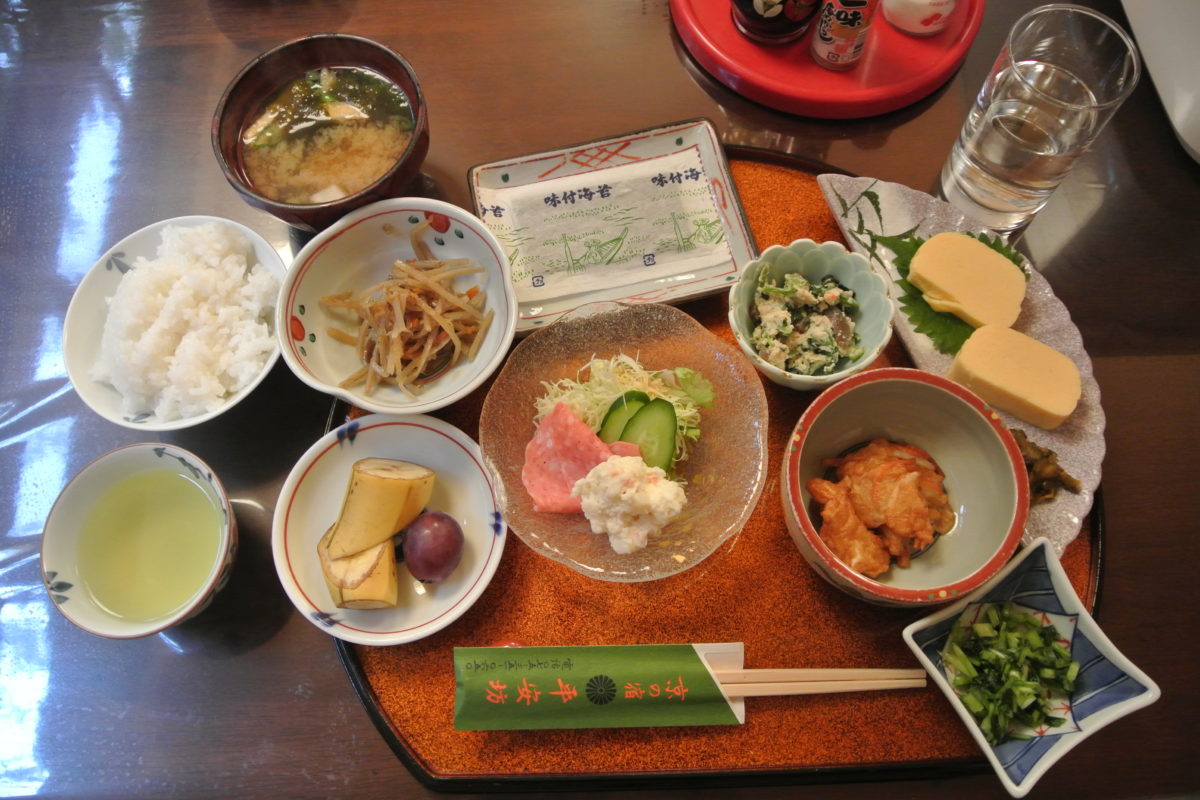 Japan 2016: Ryokan Heianbo and Traditional Japanese Breakfasts